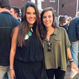 Meet your Posher, Elizabeth